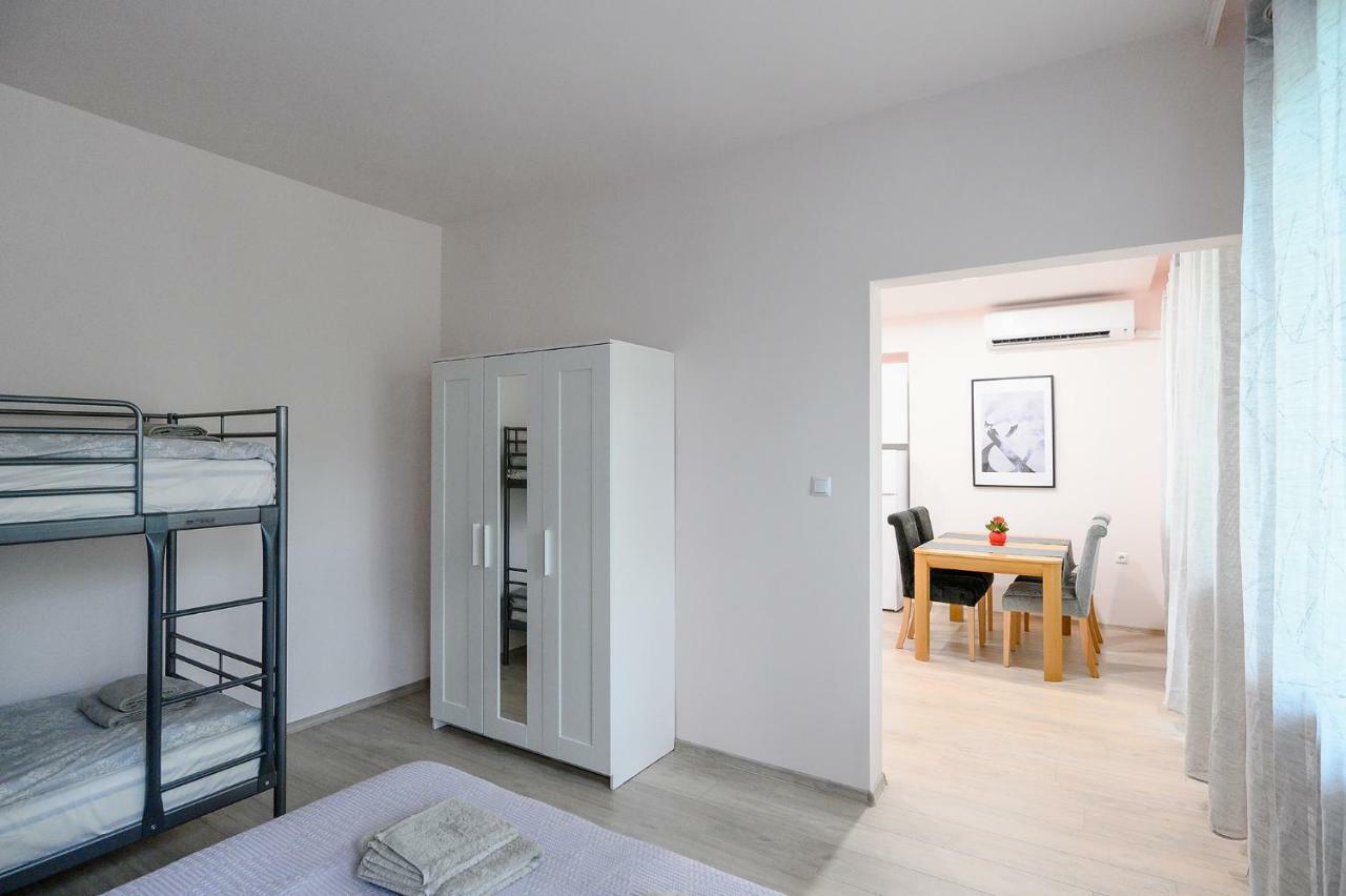 Studio Thermi 1 Varna Exteriör bild